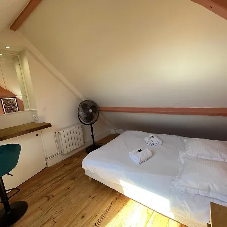 Gallina, Duplex En Centre Sur Le Port De *